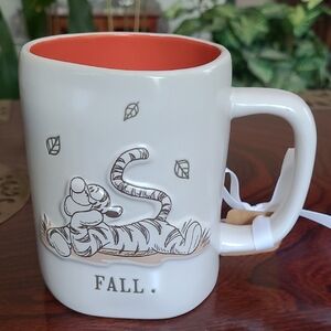 🍂Rae Dunn Tigger Fall Mug